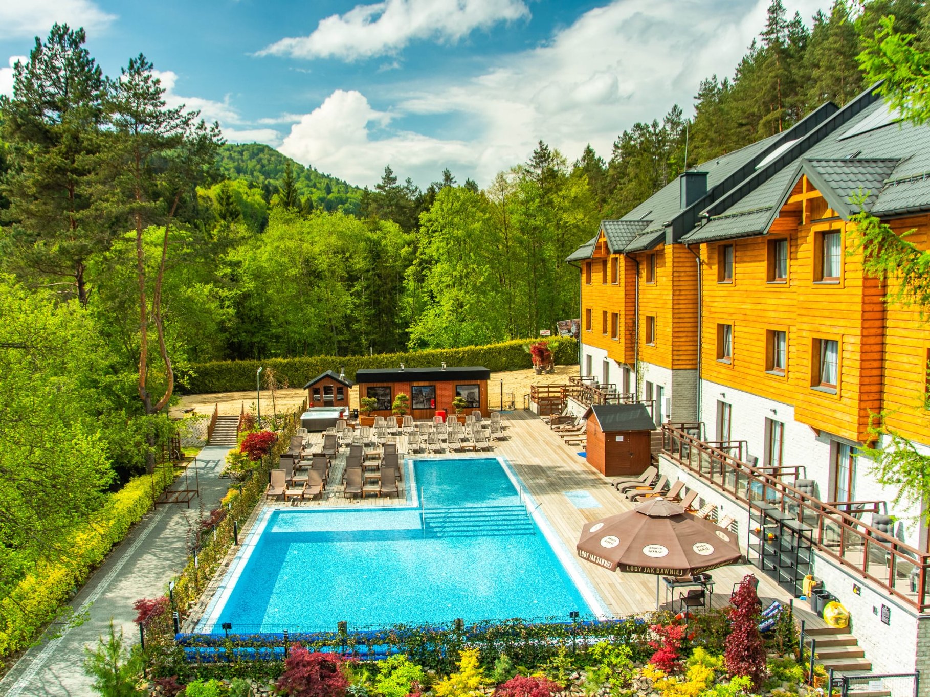 Czarny Potok Resort SPA & Conference basen zewnętrzny