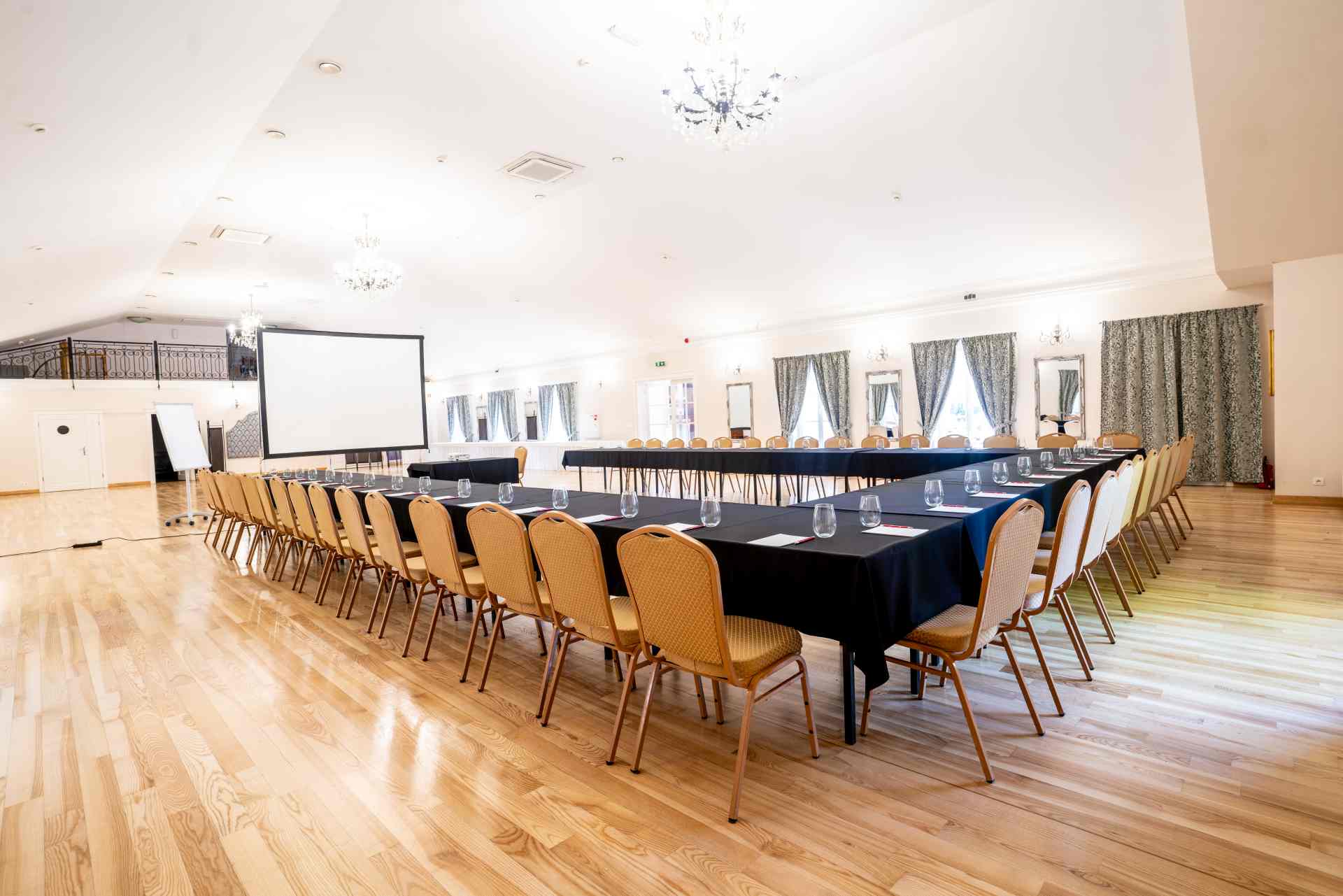 Talaria Resort & SPA Trojanów sala szkoleniowa
