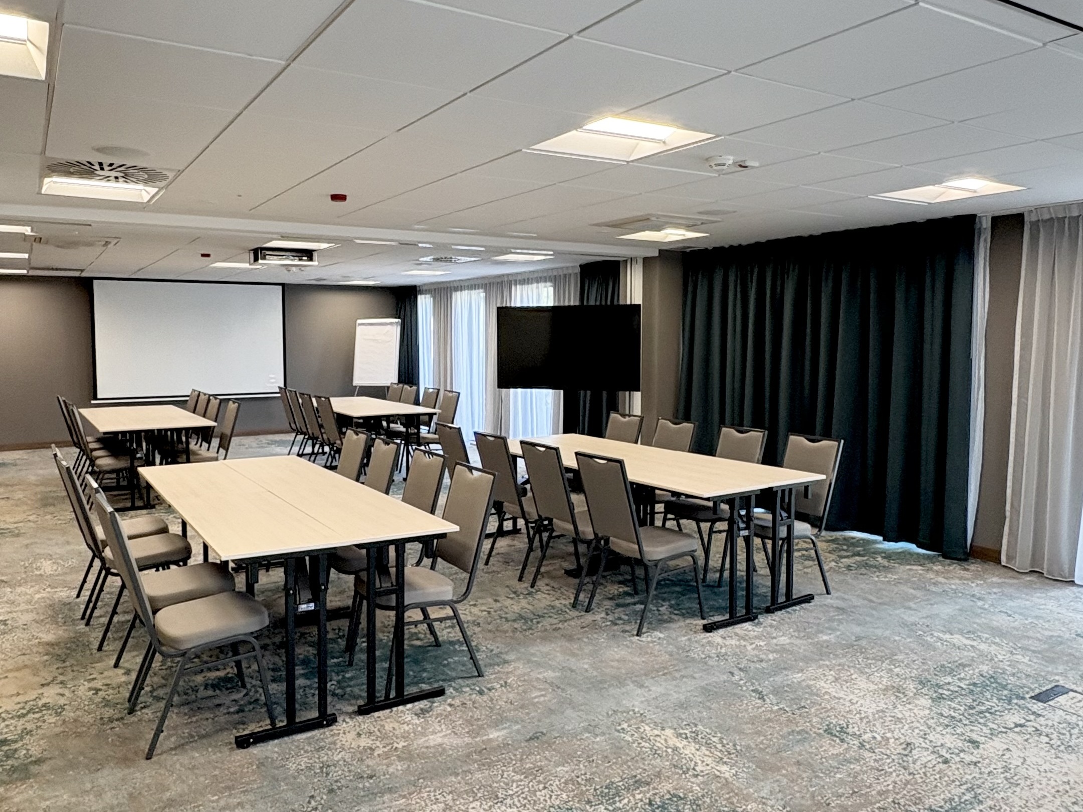 Hampton by Hilton Warszawa Mokotów sala konferencyjna