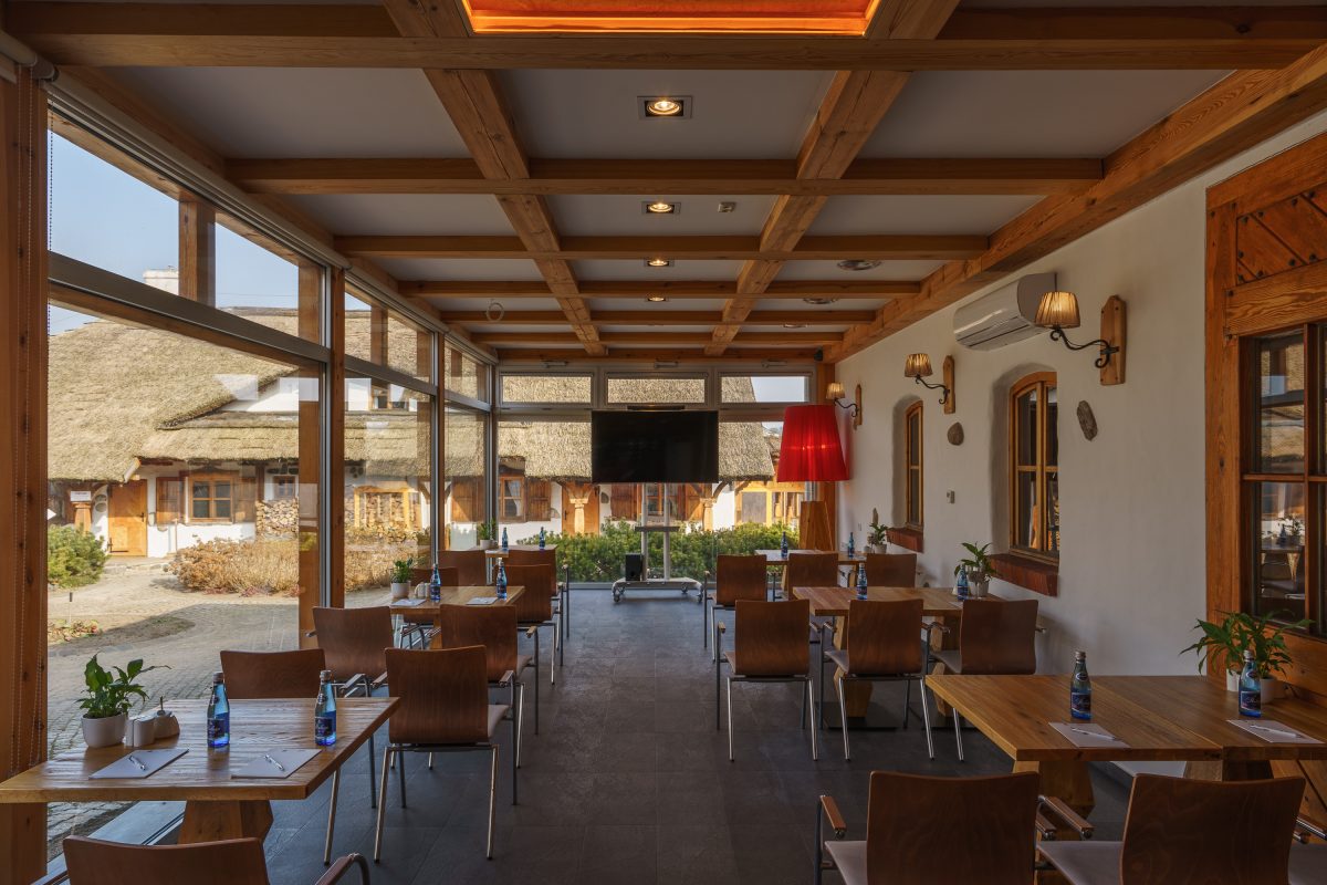 Hotel Głęboczek sala konferencyjna