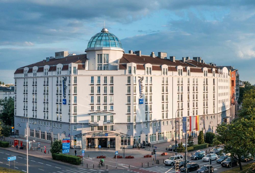 Radisson Blu Sobieski, Warszawa nowa elewacja