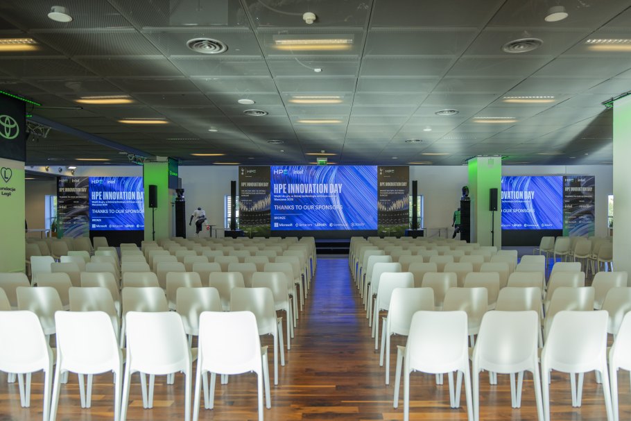Warsaw Experience Center sala konferencyjna Champions
