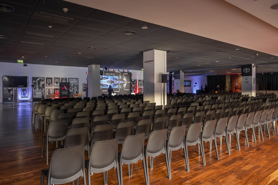 Warsaw Experience Center sala Legends