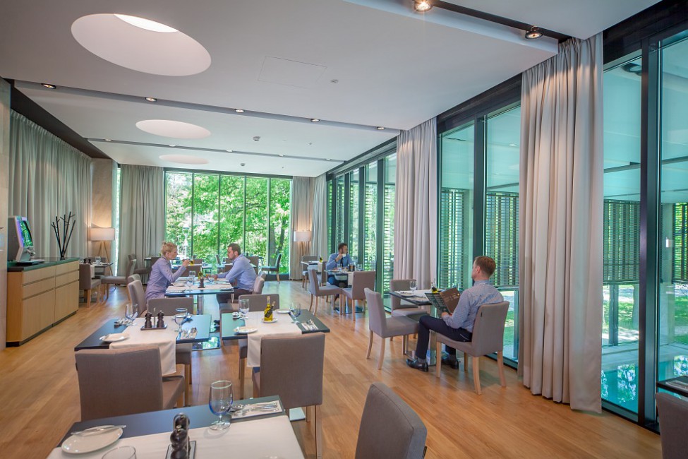 Eva Park Life and Spa Konstancin-Jeziorna Restauracja Przedwiośnie