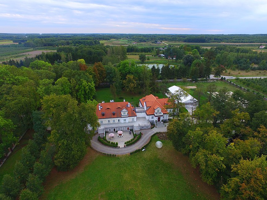 Dwór Many Tarczyn woj. mazowieckie sale konferencyjne