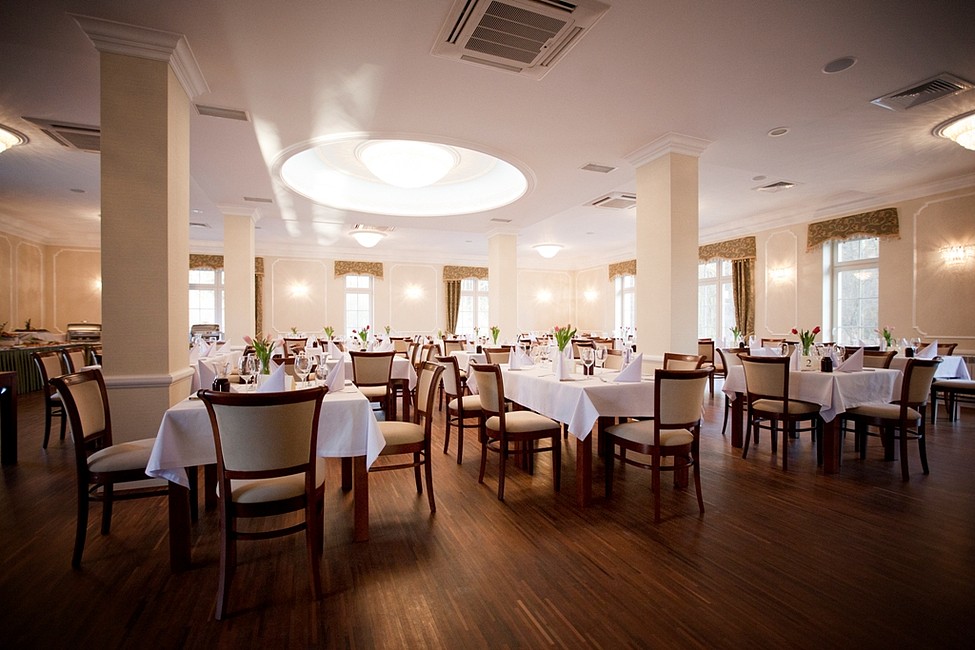 Dworek Nad Rozlewiskiem sale konferencyjne konferencje pod Krakowem Klucze Olkusz